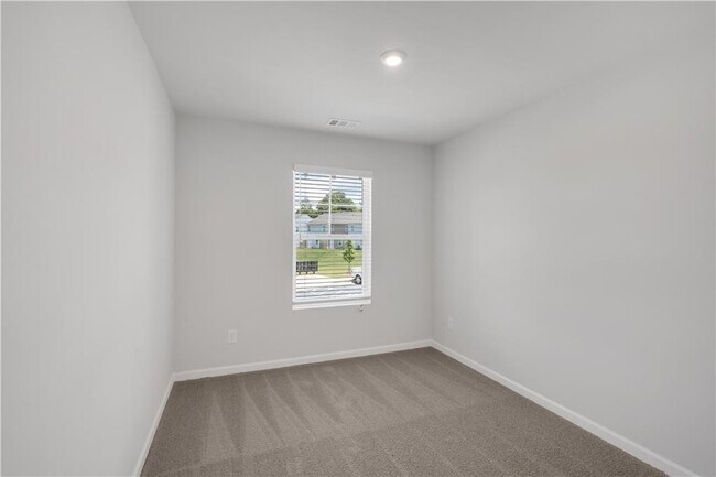 Building Photo - 313 Rolling Grn Dr NW