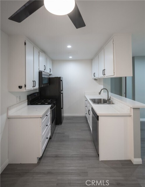 Building Photo - 4727 W 147th St