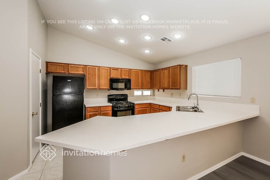 Building Photo - 1532 Blanco Dr