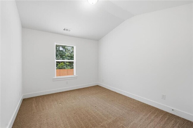 Building Photo - 5372 Brooklands Dr