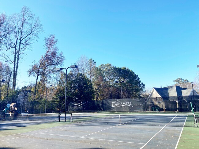 Building Photo - 10920 Donamere Dr