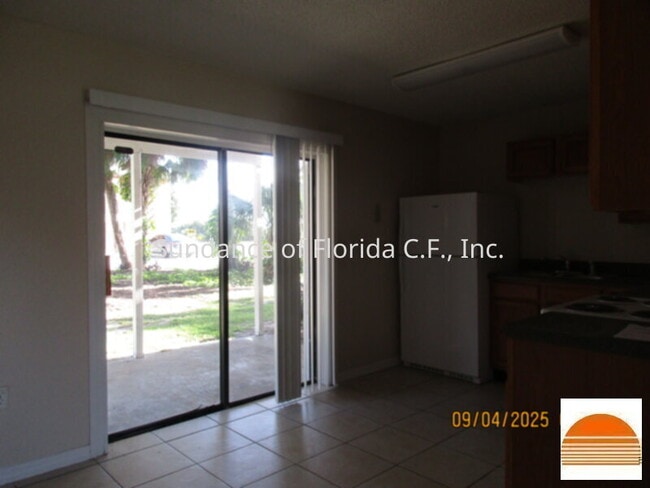 Building Photo - Near St Cloud Lakefront   Osceola County