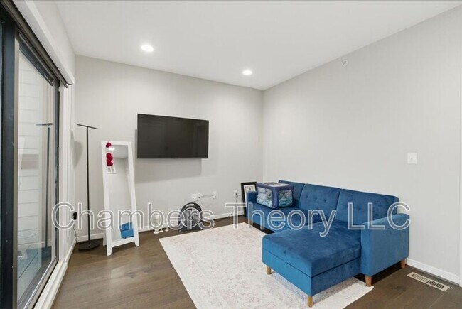 Building Photo - 42392 Soave Dr