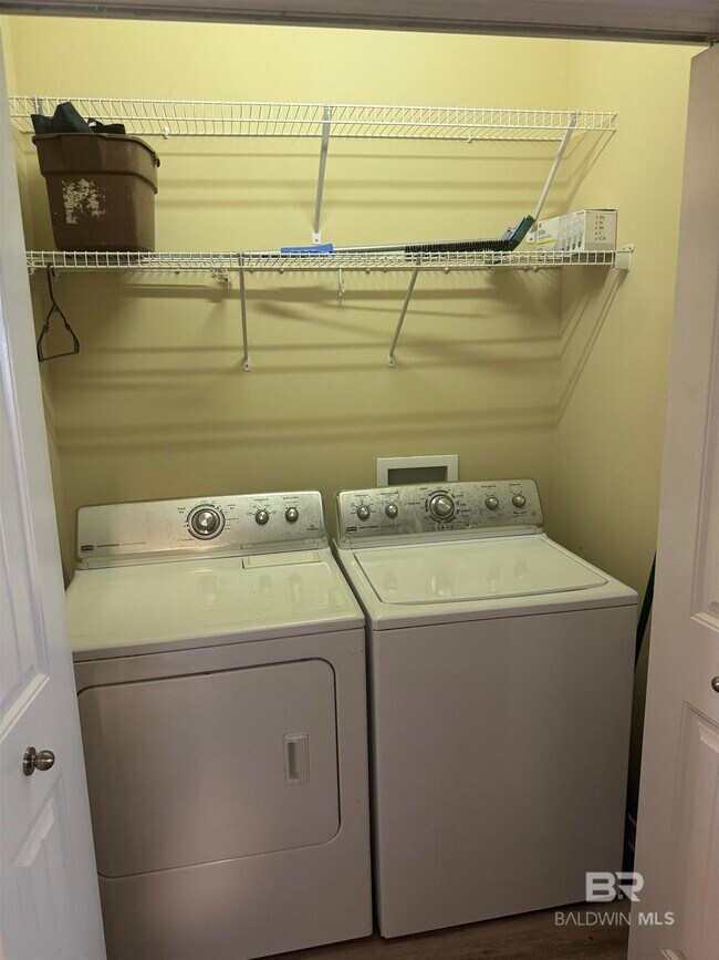 Building Photo - 2651 S Juniper St