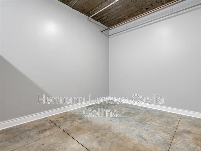 Building Photo - 1601 Washington Ave