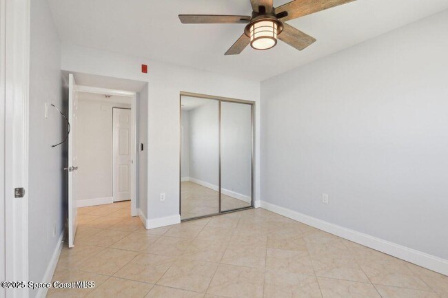 Building Photo - 1125 Jimmy Buffett Mem Hwy