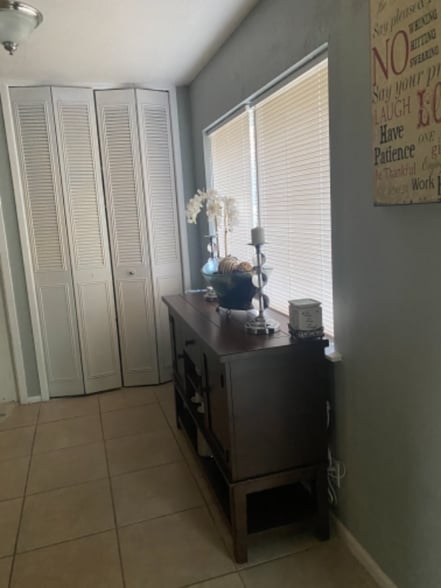 Building Photo - 12326 Trailing Oaks St