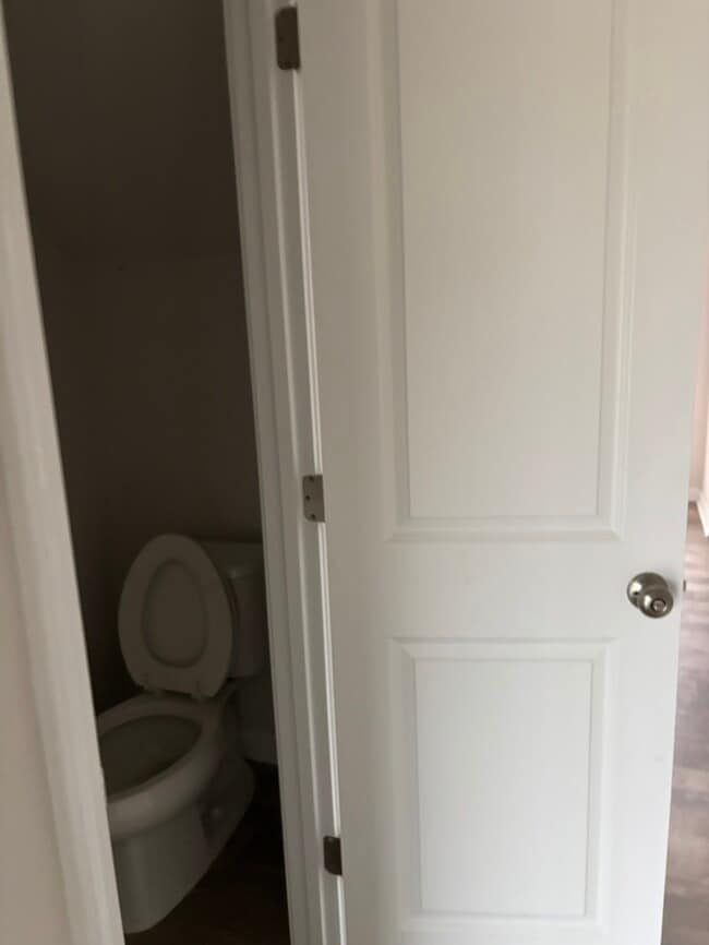 Building Photo - 1057 Field Strip Rd