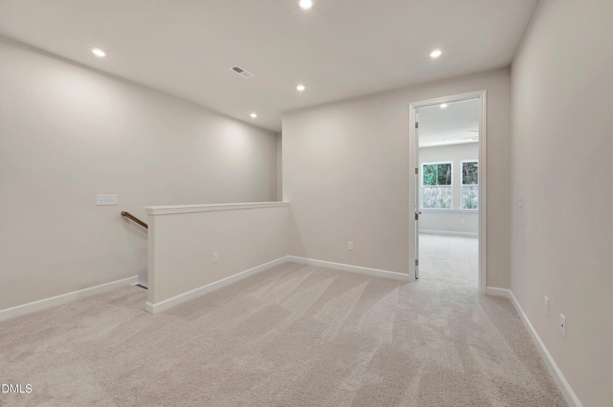 Building Photo - 206 Solaire Aly