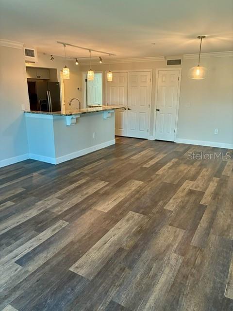Building Photo - 2400 Feather Sound Dr