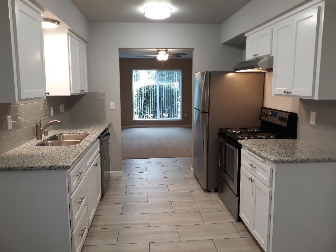 Kitchen - 6266 N Fresno St