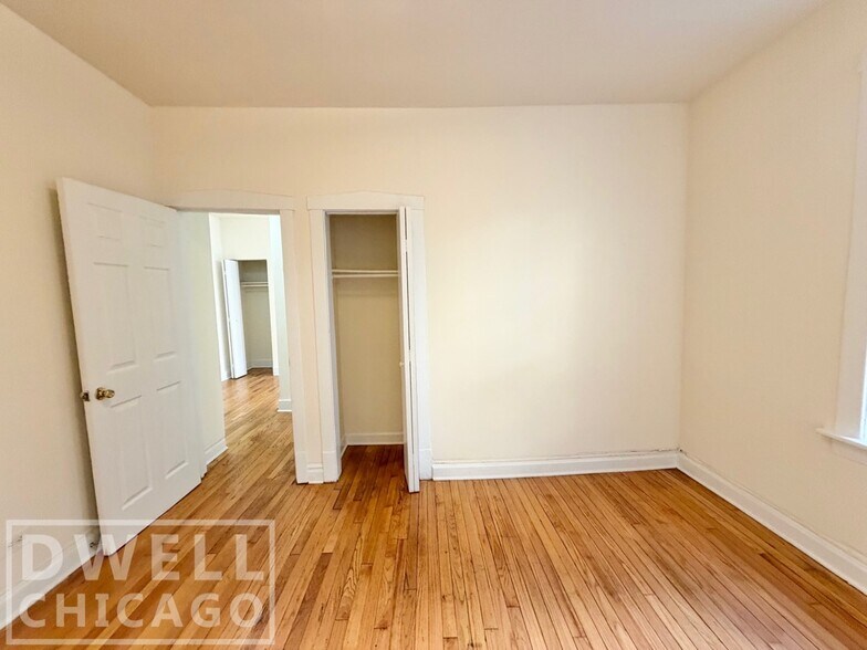 Building Photo - 1516 N Kedzie Ave
