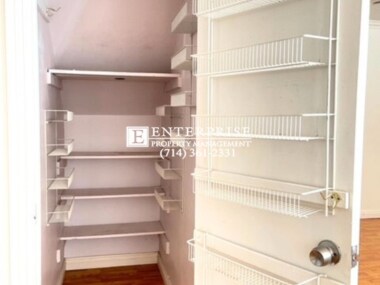 Building Photo - Spacious and Modern Home in Village Walk C...