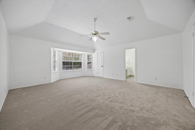 Building Photo - 2431 Parkwood Ln