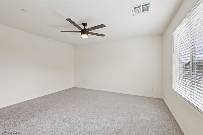 Building Photo - 10971 Meridian Flds Ave