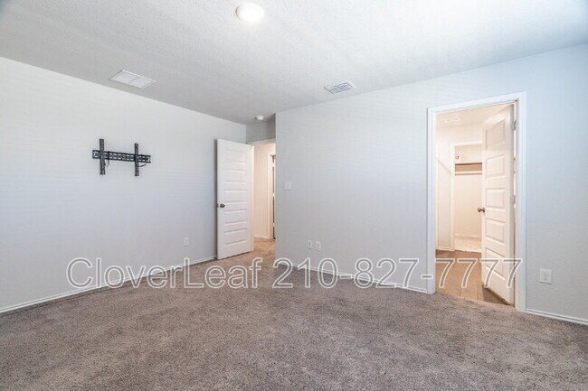 Building Photo - 13151 Bay Pt Wy