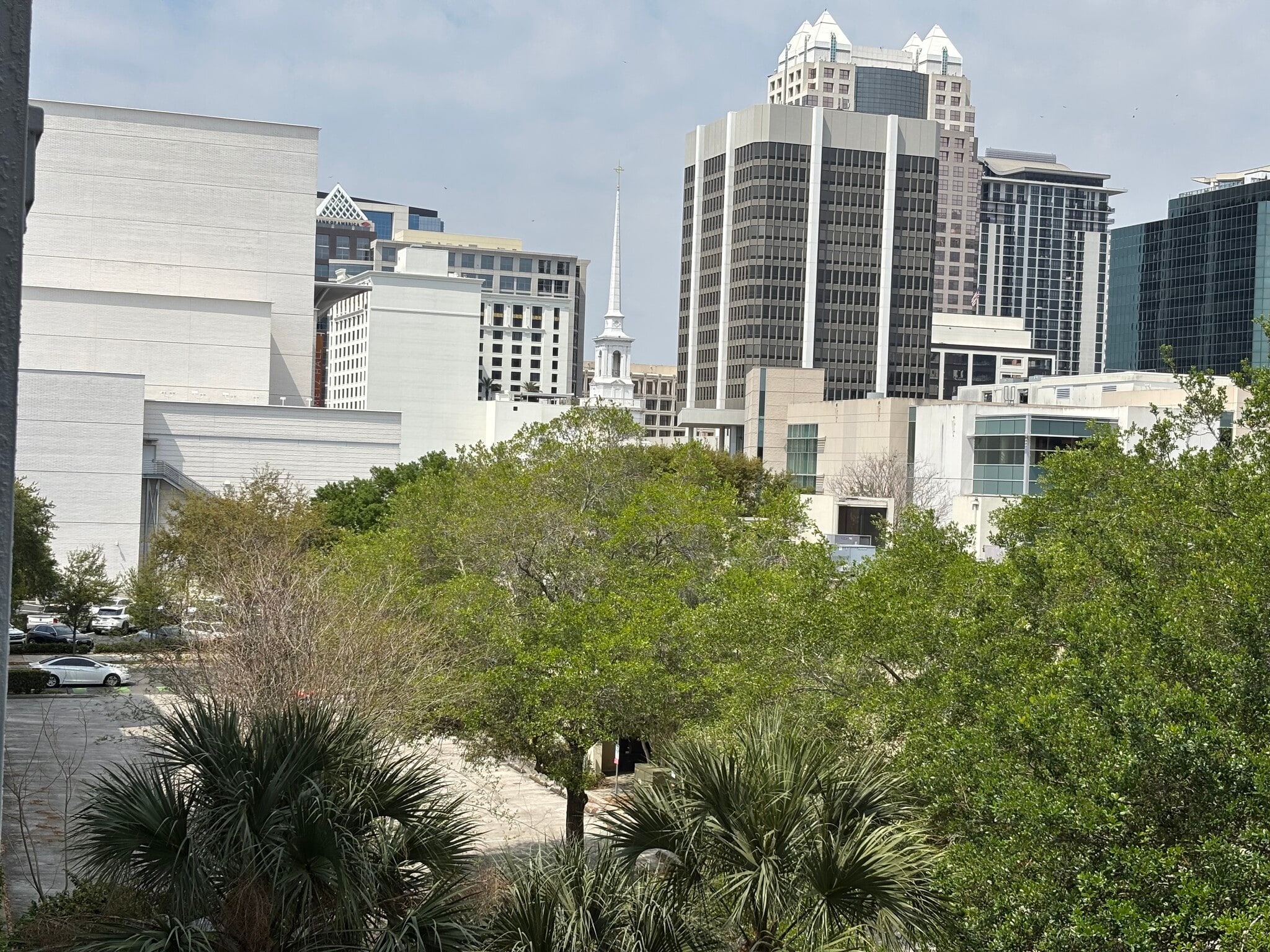 Building Photo - 206 E South St