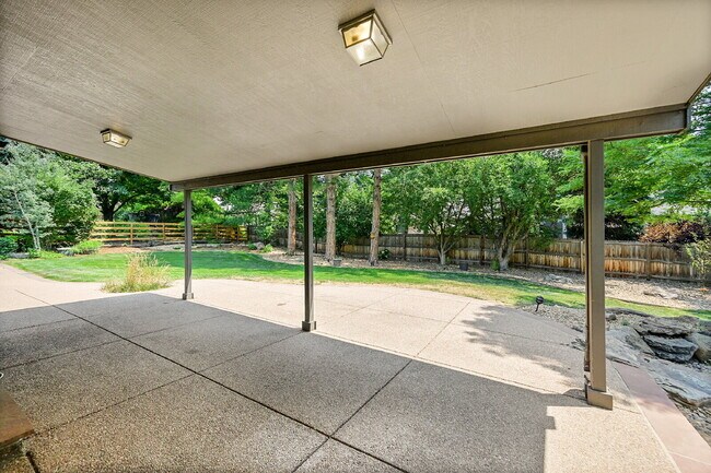 Building Photo - $6,850.00 - 5 Bedrooms, 3.5 Bathrooms, Sin...
