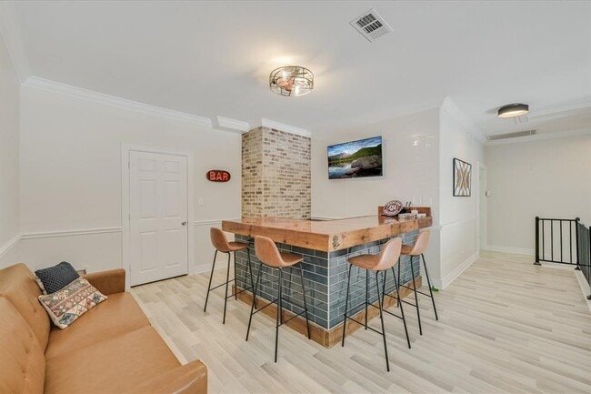 Building Photo - 12253 Chelsea Glen Pl