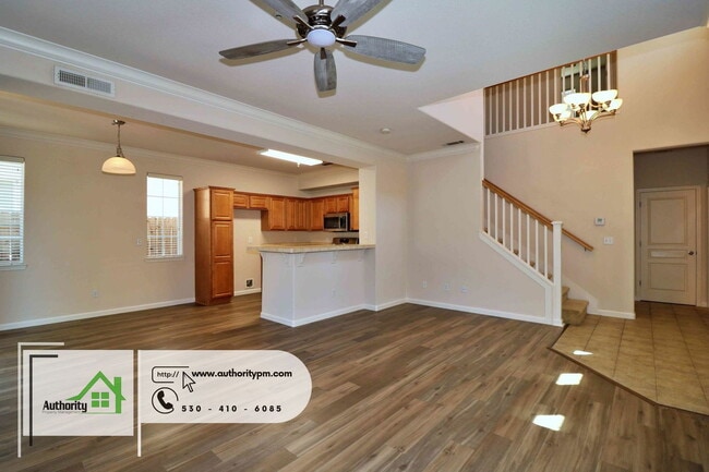 Building Photo - 2347 Shining Star Way