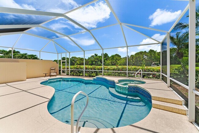 Building Photo - 8485 SE Palm Hammock Ln