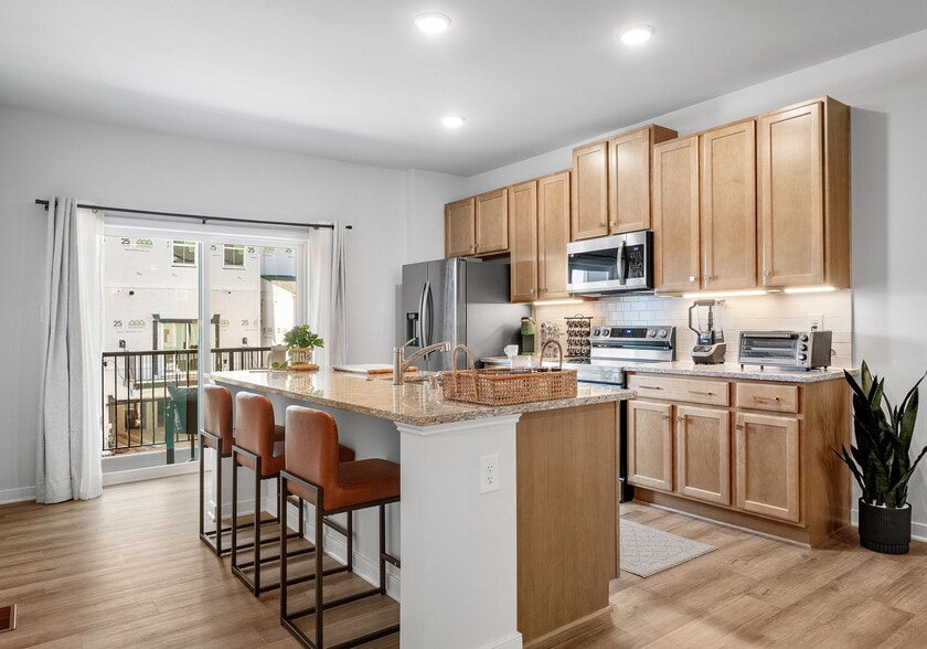 Building Photo - 406 Golden Haze Aly