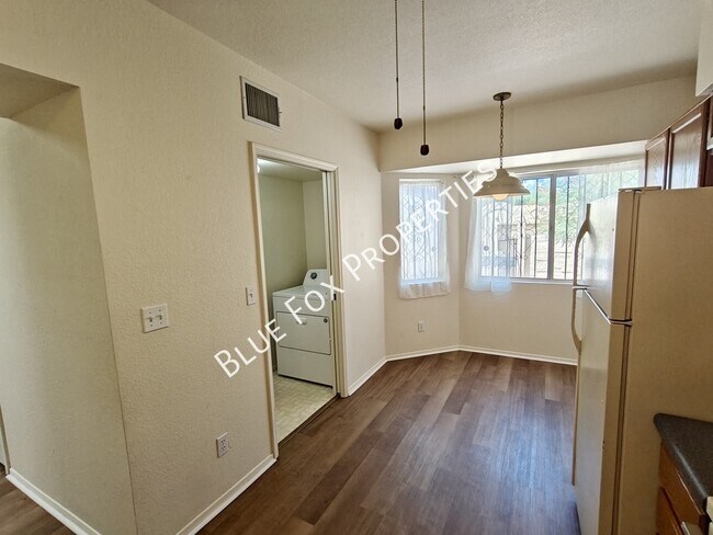 Building Photo - 2415 W Calle Retana