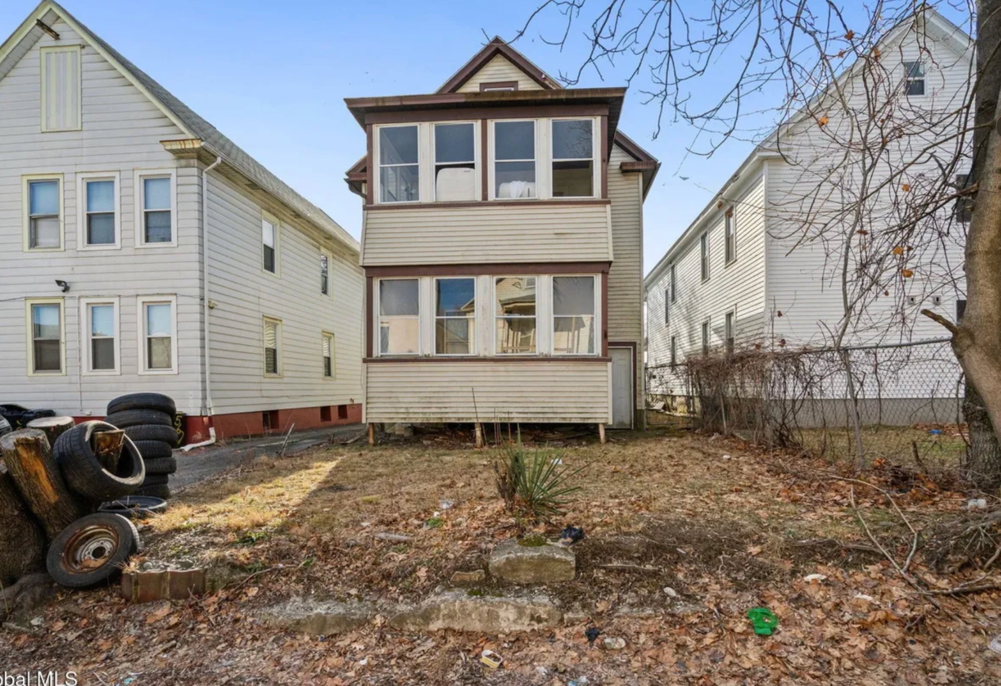 Building Photo - 569 Washington Ave