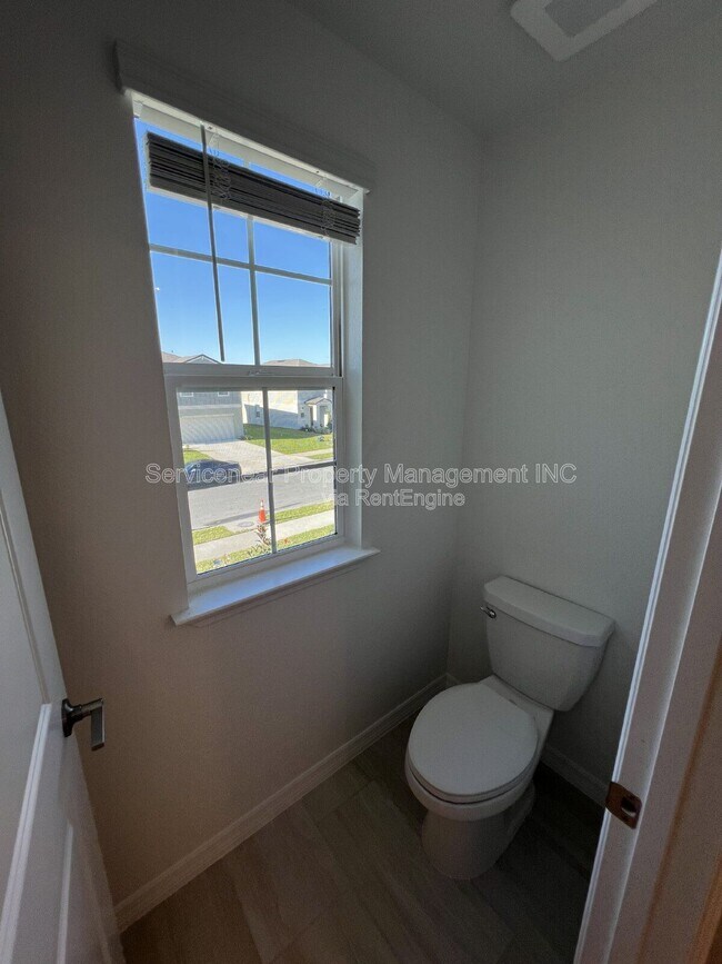 Building Photo - 13088 Empress Jewel