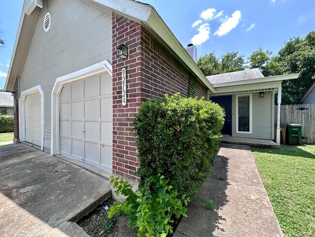 Building Photo - 9212 Kempler Dr