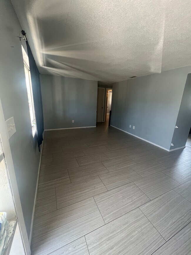 Building Photo - 4954 Fruitwood Loop