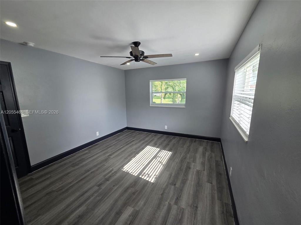 Building Photo - 8227 NW 39th St