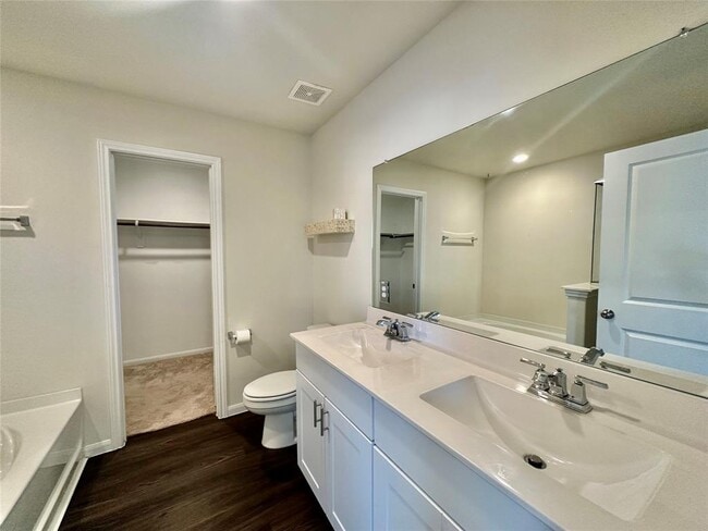 Building Photo - 19323 Tannach Dr