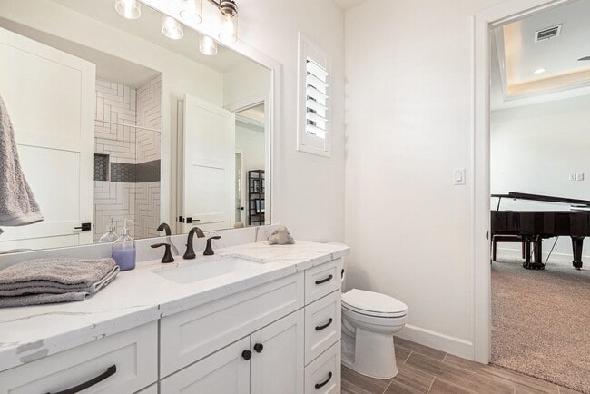 Building Photo - 1703 Madera Oaks Ct
