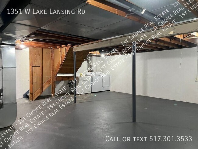 Building Photo - 1351 W Lake Lansing Rd
