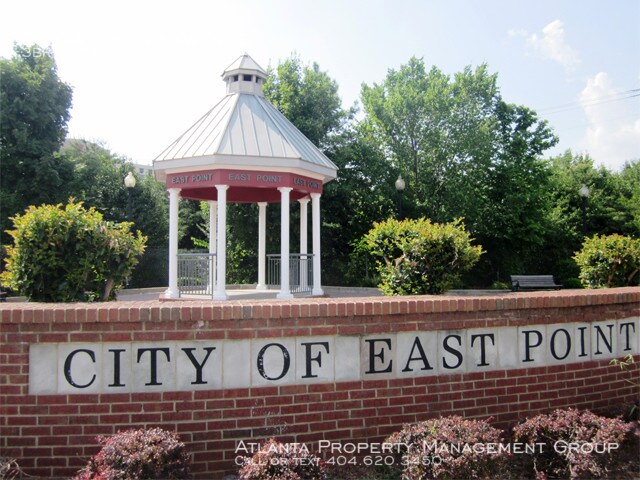 Building Photo - 2044 Virginia Avenue