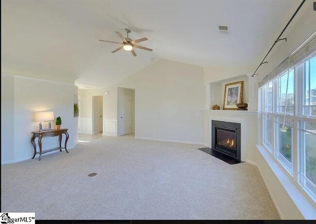 Building Photo - 233 Shale Dr