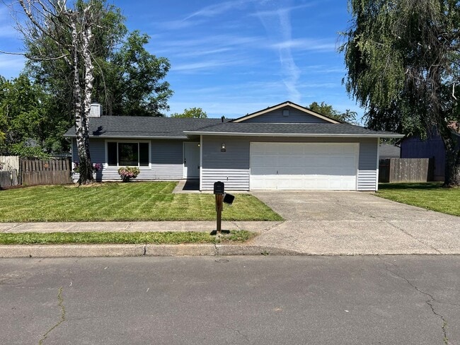 Primary Photo - Remodeled 3 Bedroom in Gresham