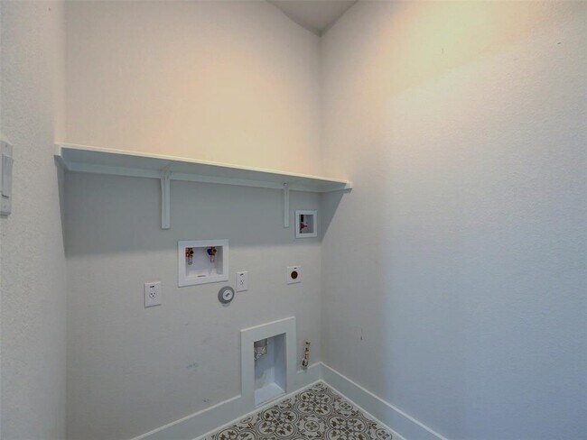 Building Photo - 153 Milam Crk Dr