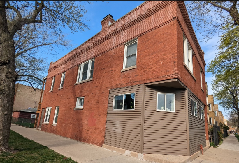 Building Photo - 3756 W Windsor Ave