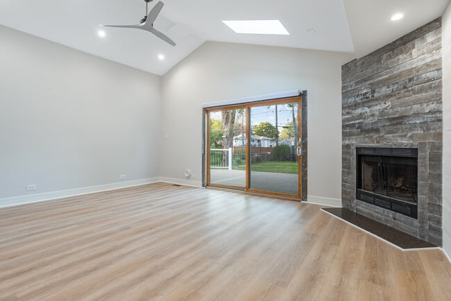 Building Photo - 2008 Kirchoff Rd