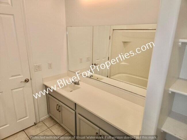 Building Photo - 10897 W Sarabella Dr