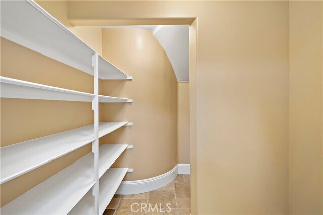 Building Photo - 18 Via Cima