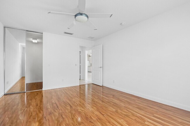 Building Photo - 8270 Eleuthera Ln