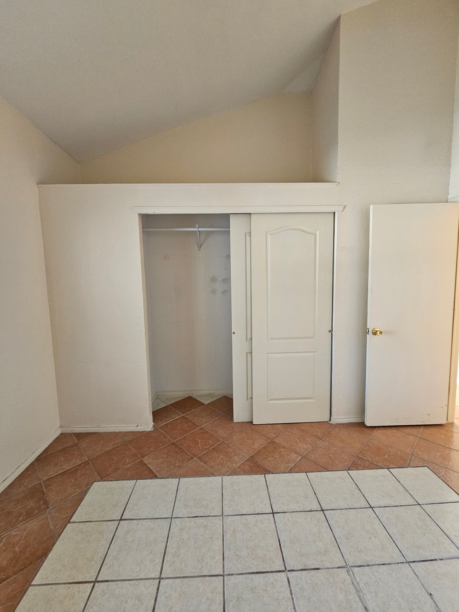 2nd bedroom closet - 11646 Scott Simpson Dr