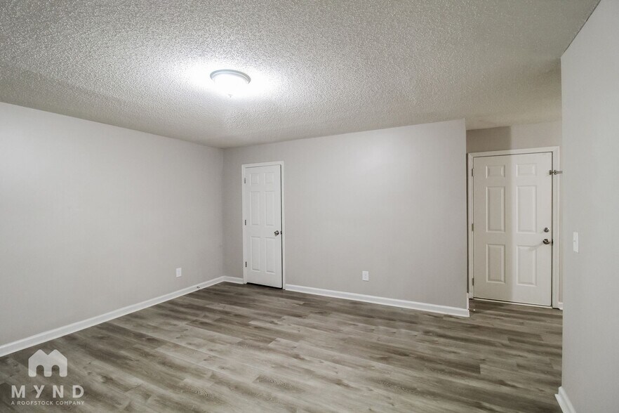 Building Photo - 5838 Waggoner Ct