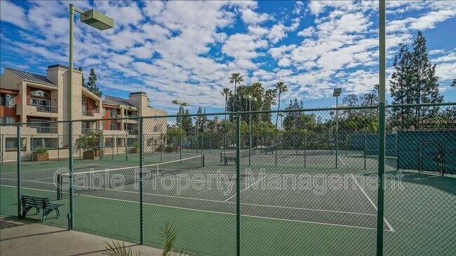 Building Photo - 5515 Canoga Ave