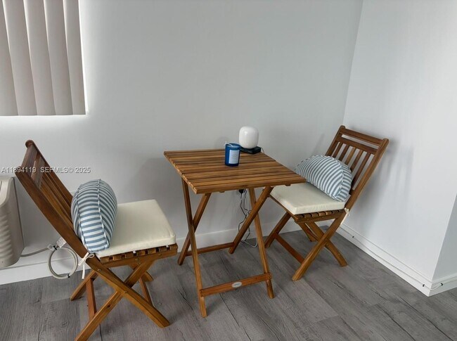 Building Photo - 1255 Collins Ave