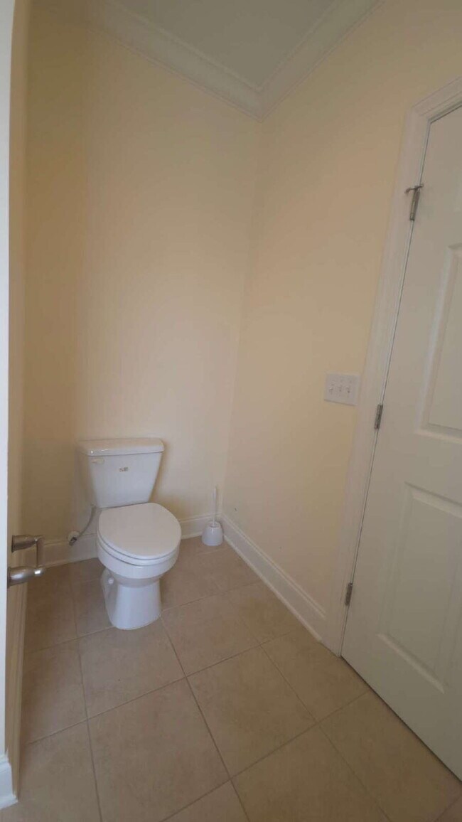 Building Photo - Resort Living. Fort Bragg Close. This is the One.