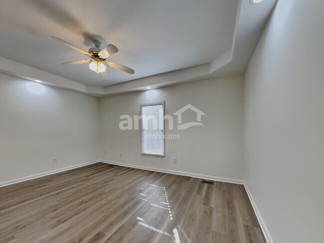 Building Photo - 1312 Ujamaa Dr